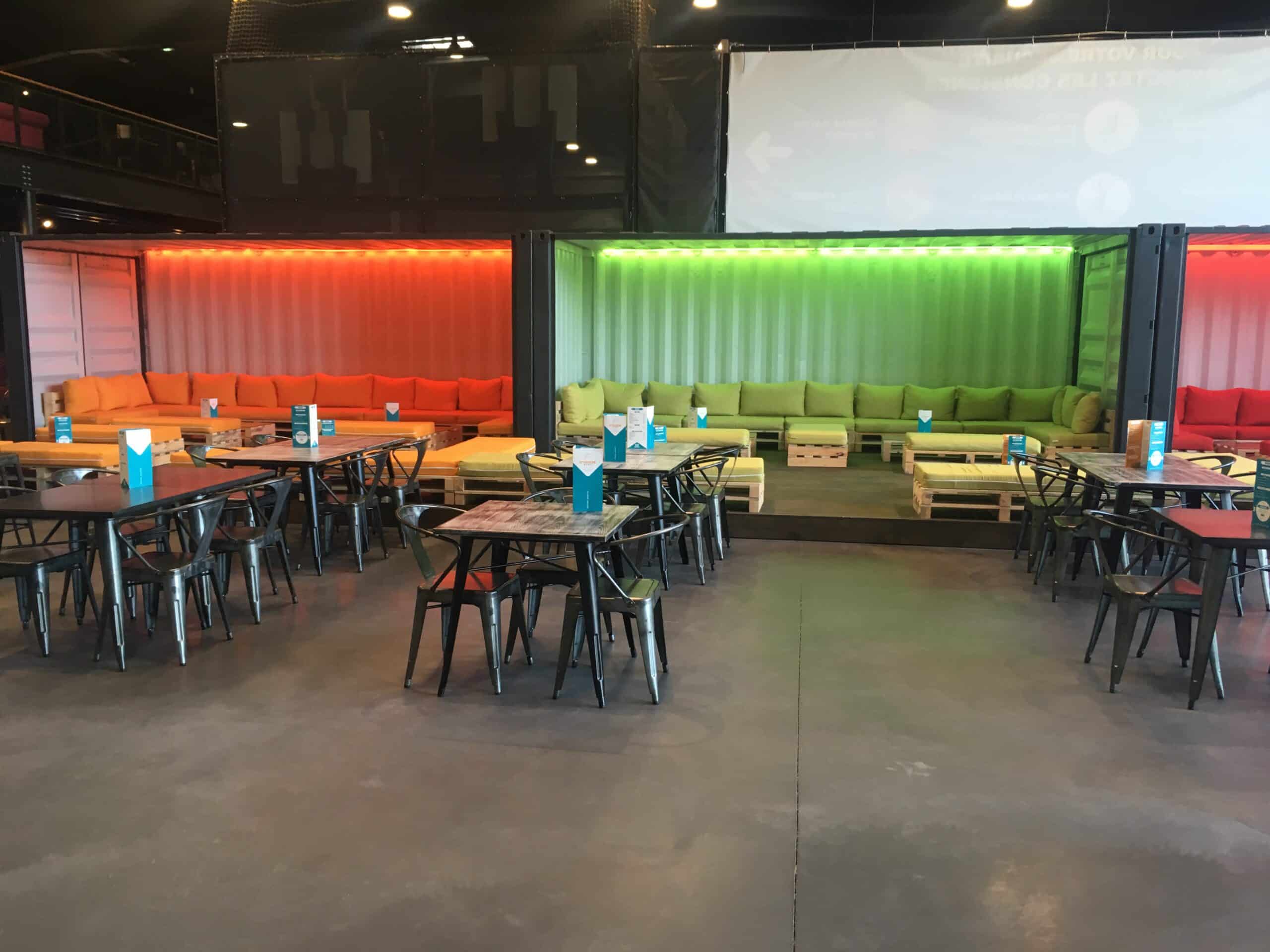Salon privé, achat de conteneur, saint etienne, lyon, eurobox, transformation de container, aménagement de container sur mesure, vendeur de conteneur, conteneur 20 pieds maritimes, container d'occasion, parc d'attraction, restaurant, inside park