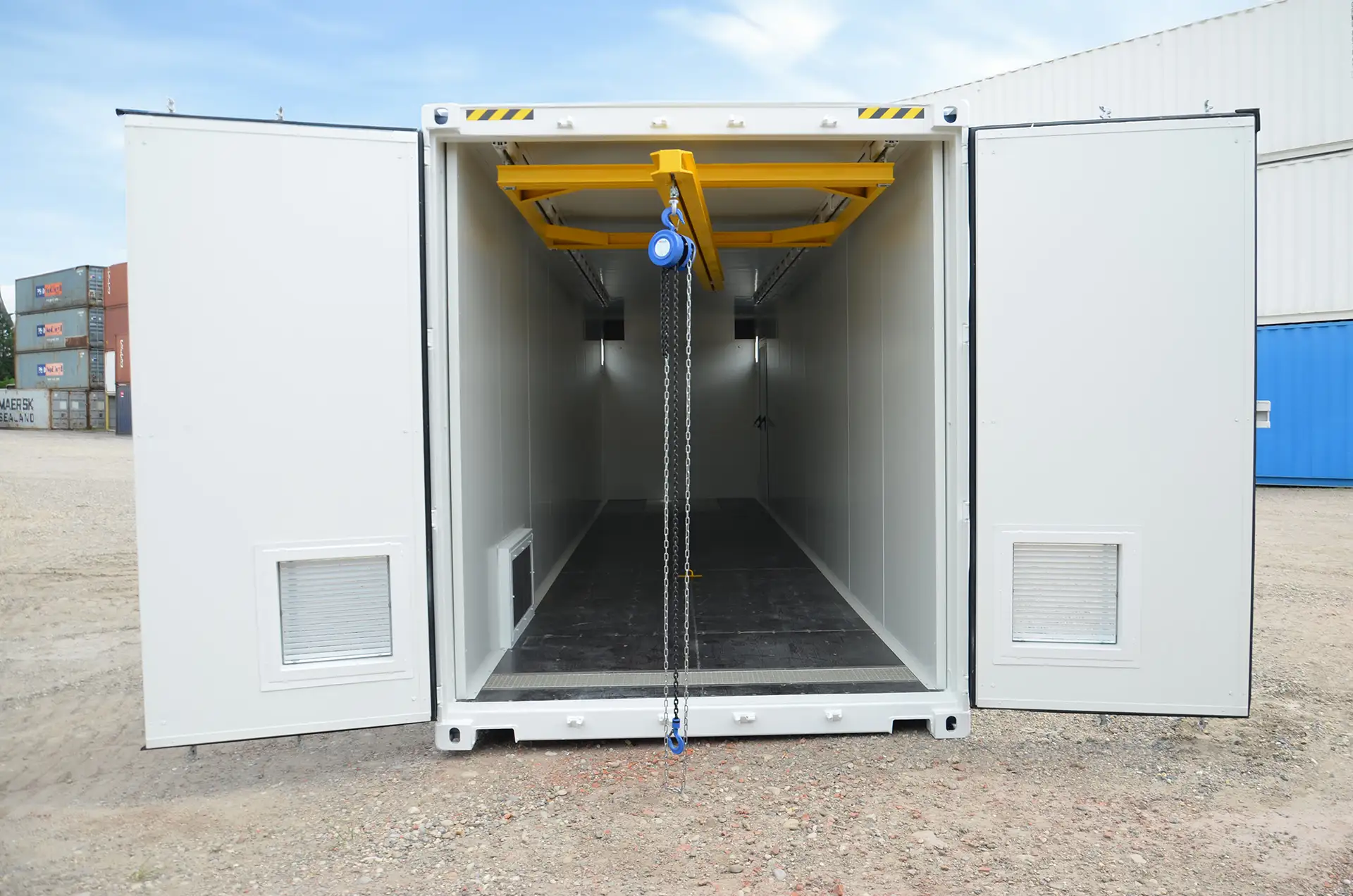 Sarpi think tech container isolation avec palan stockage par eurobox