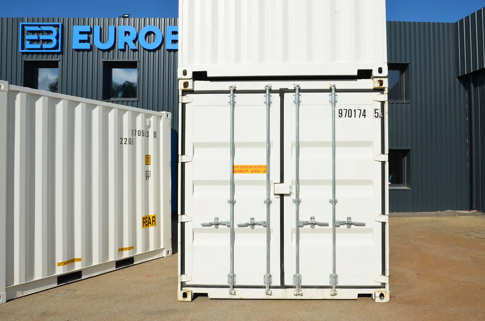 Conteneur 10 pieds maritimes blanc neuf et occasion par Eurobox vendeur de container