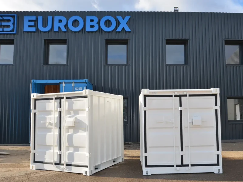 Conteneur de stockage 6 pieds blanc neuf , vendu par Eurobox vendeur de containers