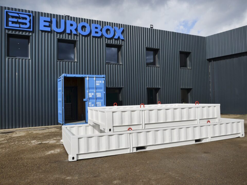 Rénovation container, réparation conteneur, bac de rétention en conteneur blanc 20 pieds et 40 pieds