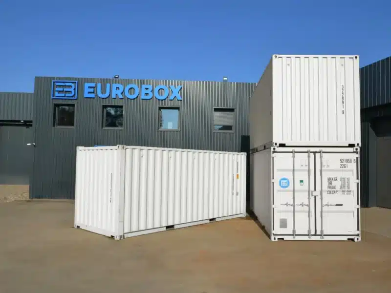 Conteneur blanc neuf, container 20 pieds maritime premier voyage